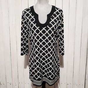 WHBM Tunic Top L Black White Medallion Retro Mod Preppy Comfy Indie Artsy